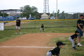 2005-05-07-Chance-Tball-09-outfield.JPG