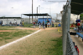 2005-05-07-Chance-Tball-32-catcher-got-him.JPG