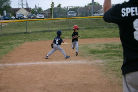 2005-05-07-Chance-Tball-49-running.JPG