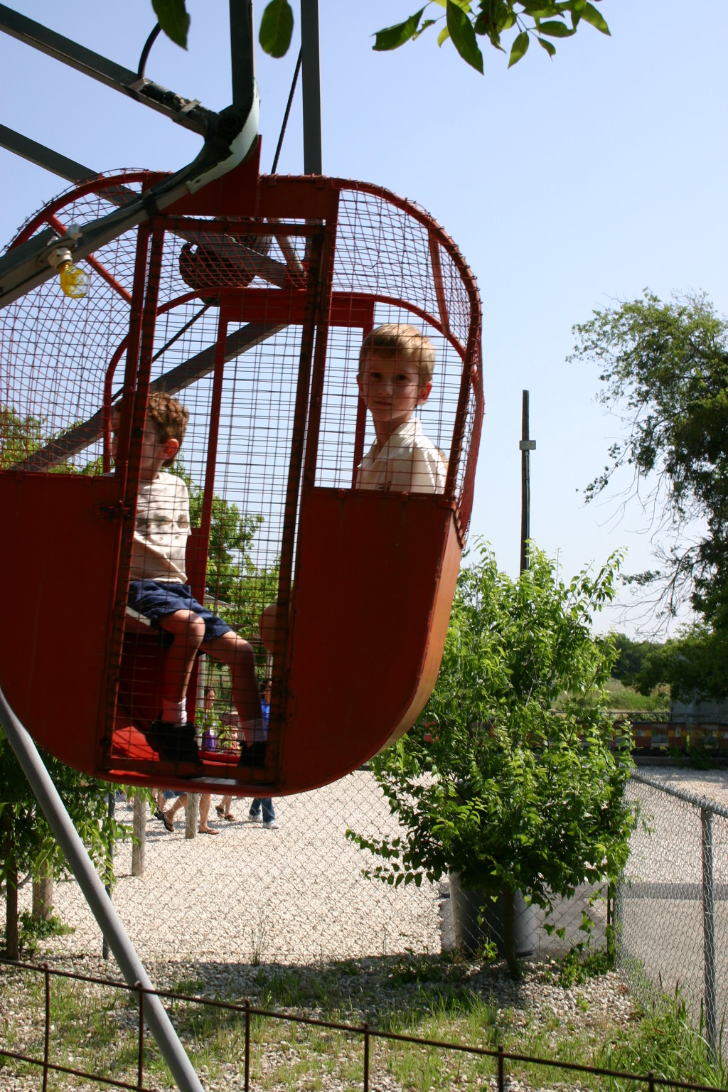 2005-05-20-Chance-pre-school-graduation-40-Kiddie-Acres.JPG