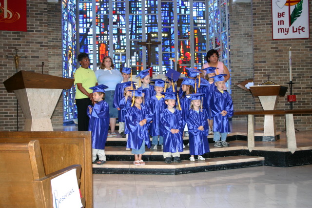 2005/05(May)/Chance-preschool-graduation/640x480_2005-05-20-Chance-pre-school-graduation-22.JPG