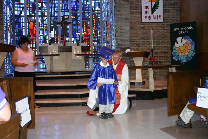 2005/05(May)/Chance-preschool-graduation/800x600_2005-05-20-Chance-pre-school-graduation-15.JPG