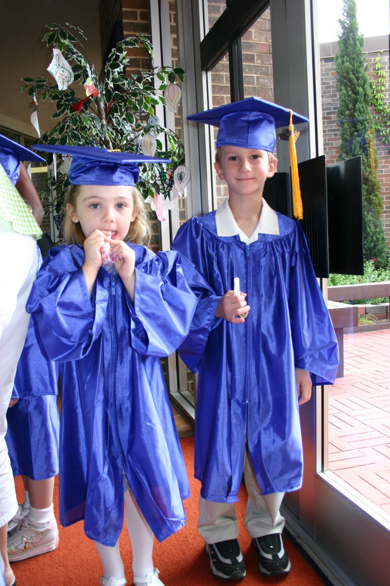 2005/05(May)/Chance-preschool-graduation/800x600_2005-05-20-Chance-pre-school-graduation-25.JPG