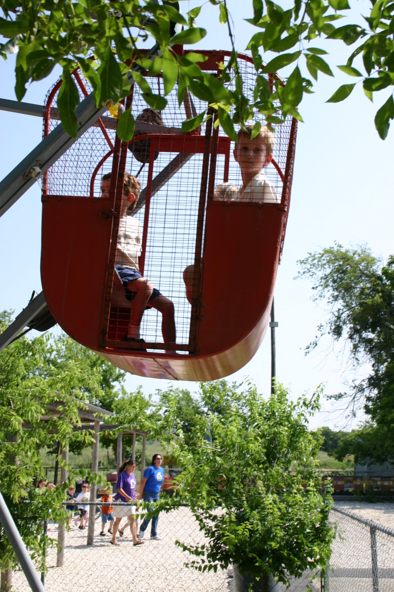 2005-05-20-Chance-pre-school-graduation-41-Kiddie-Acres.JPG