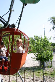 2005-05-20-Chance-pre-school-graduation-39-Kiddie-Acres.JPG