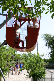2005-05-20-Chance-pre-school-graduation-41-Kiddie-Acres.JPG