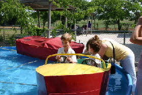 2005-05-20-Chance-pre-school-graduation-42-Kiddie-Acres.JPG