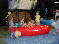 2005-05-01-Dax-4th-Bday-07-Radijazz-Chance-Case-Jack-Megan.JPG