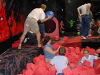 2005-05-01-Dax-4th-Bday-23-Radijazz-Suzi-Briana-Ben.JPG