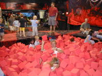 2005-05-01-Dax-4th-Bday-26-Radijazz-Ben-Zach.JPG