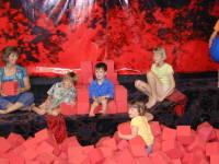 2005-05-01-Dax-4th-Bday-28-Radijazz-Jack-Dax-Megan-Emily.JPG