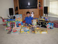 2005-05-01-Dax-4th-Bday-71-presents-loot.JPG