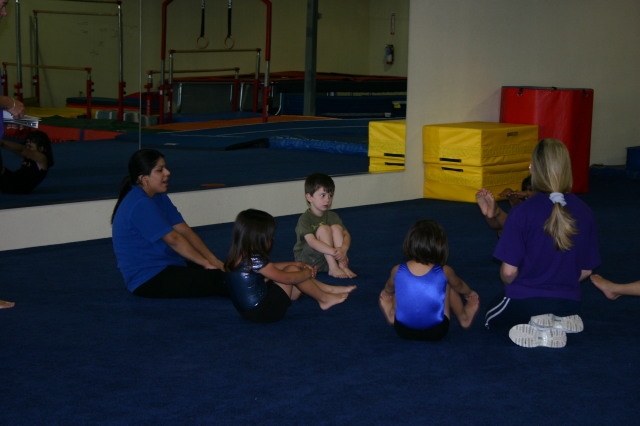 2005/05(May)/Dax-Gymnastics/640x480_2005-05-16-Dax-Gymnastics-2.JPG