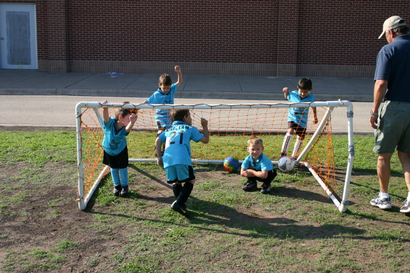 2005/05(May)/Dax-Soccer/800x600_2005-05-21-Final-Soccer-Game-07.JPG