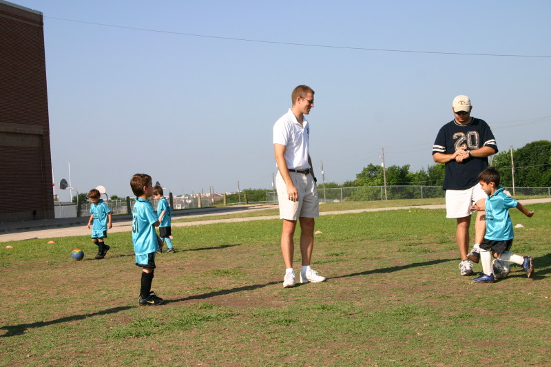 2005/05(May)/Dax-Soccer/800x600_2005-05-21-Final-Soccer-Game-11-Noah-Travis-Gunner.JPG