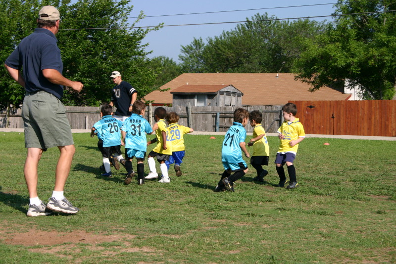 2005/05(May)/Dax-Soccer/800x600_2005-05-21-Final-Soccer-Game-12.JPG