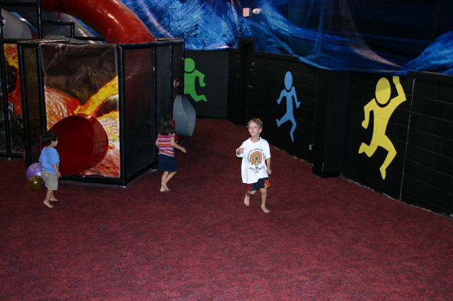 2005-05-22-Jackson-4th-bday-04-Chance.JPG