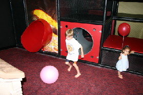 2005-05-22-Jackson-4th-bday-08-Chance.JPG