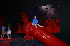 2005-05-22-Jackson-4th-bday-13-Dax.JPG