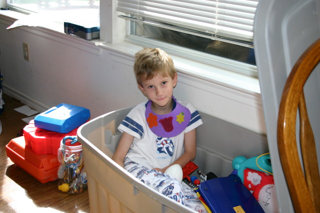 2005-05-14-toy-cleanup-2-Chance.JPG