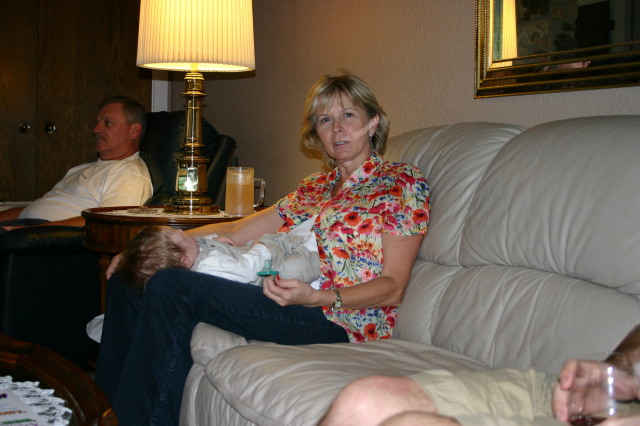 2005-05-08-Mothers-day-23-Janeen-Ian-Jim.JPG