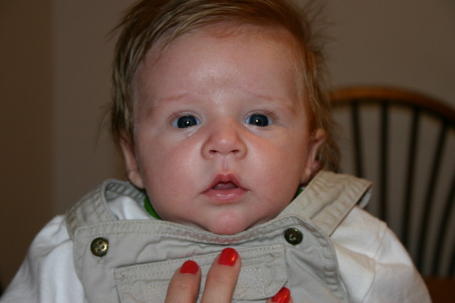 2005/05(May)/Mothers-Day/640x480_2005-05-08-Mothers-day-44-Ian.JPG