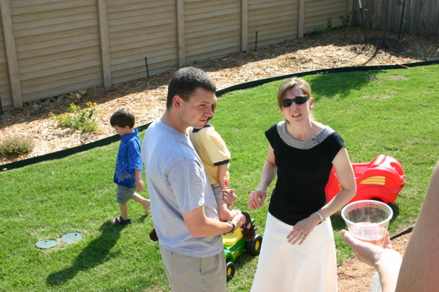 2005/05(May)/Motive-Mathis-party/640x480_2005-05-22-Motive-Mathis-party-09-Dax-Renee.JPG