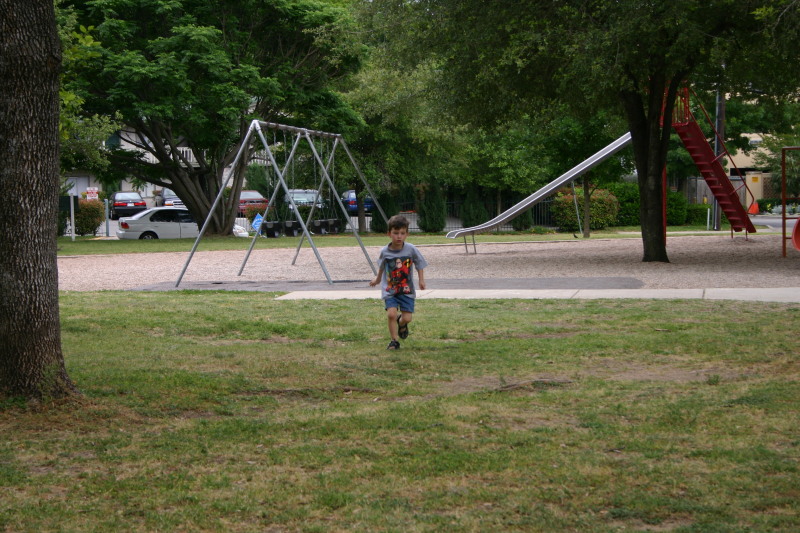 2005/05(May)/Ramsey-Park/800x600_2005-05-07-Ramsey-Park-05-Dax.JPG