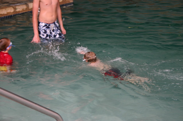 2005-05-12-Chance-Swim-show-54.JPG