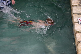 2005-05-12-Chance-Swim-show-43.JPG