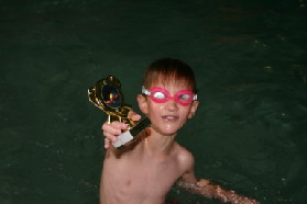 2005-05-12-Chance-Swim-show-85-trophy.JPG