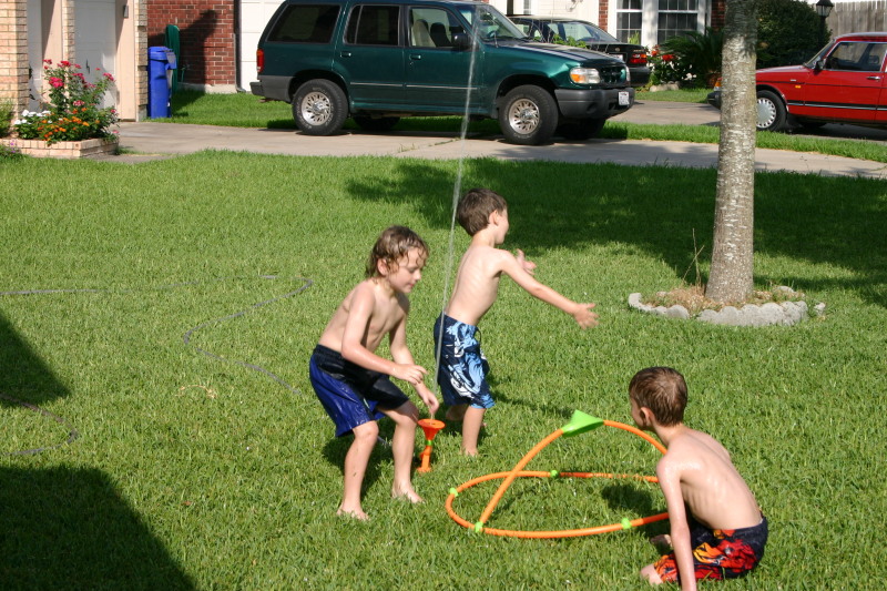 2005/06(June)/Cousin-sleepover/800x600_2005-06-12-cousin-sleepover-03-Chance-Dax-Vale.JPG