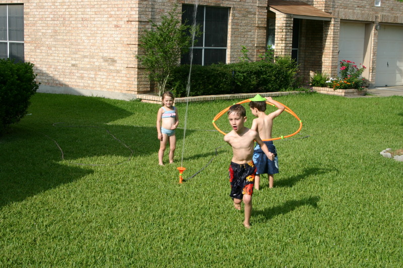 2005/06(June)/Cousin-sleepover/800x600_2005-06-12-cousin-sleepover-12-Chance-Dax-Kyla.JPG