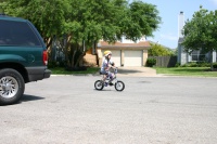 2005/06(June)/Fathers-Day-biking/2005-06-19-Fathers-Day-01-Dax-biking.JPG