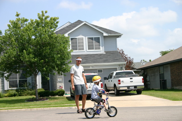 2005/06(June)/Fathers-Day-biking/640x480_2005-06-19-Fathers-Day-18-Dax-biking.JPG