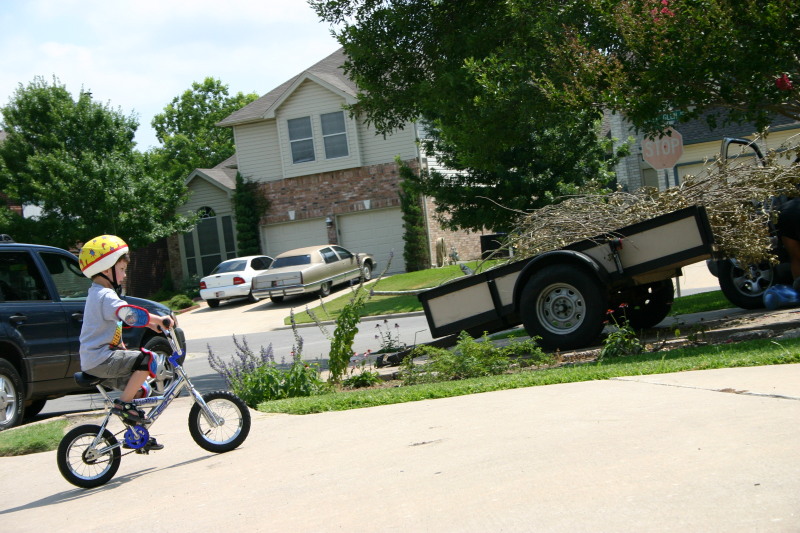 2005-06-19-Fathers-Day-23-Dax-biking.JPG
