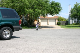 2005-06-19-Fathers-Day-04-Dax-biking.JPG