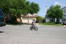 2005-06-19-Fathers-Day-05-Dax-biking.JPG