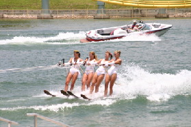2005-06-23-SeaWorld-24-WaterSki-show.JPG