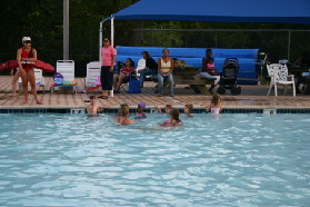 2005-06-21-Swimming-lessons-04-Chance-Dax.JPG