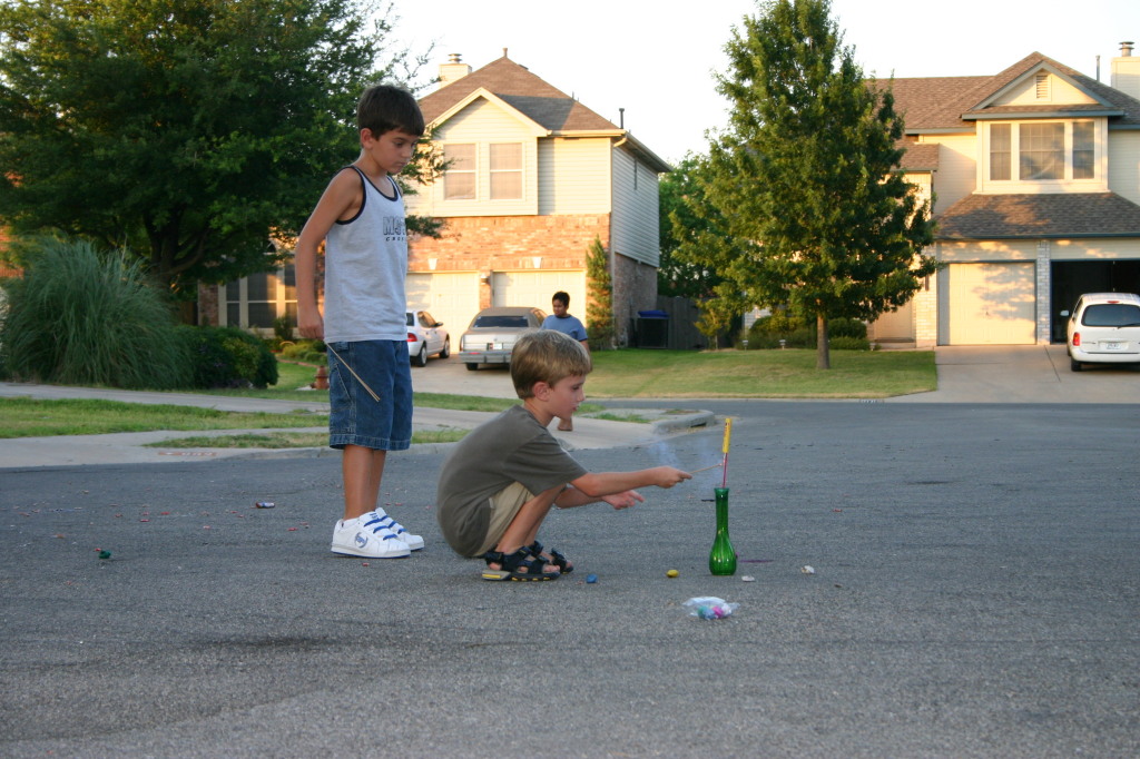 2005/07(July)/4th-of-July/1024x768_2005-07-04-July-Fourth-17-Tanner-Chance.JPG