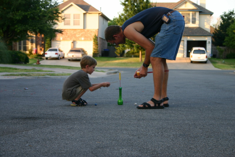 2005/07(July)/4th-of-July/800x600_2005-07-04-July-Fourth-06-Travis-Chance.JPG