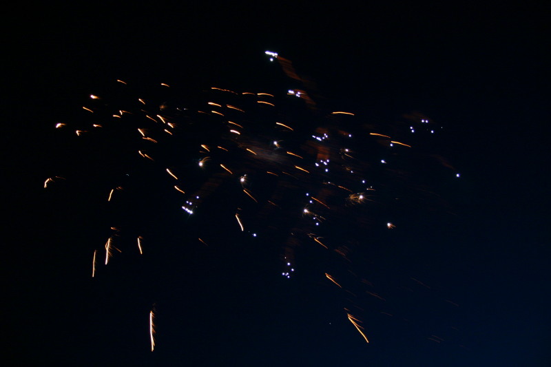 2005/07(July)/4th-of-July/800x600_2005-07-04-July-Fourth-42-fireworks.JPG