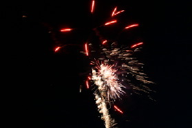 2005-07-04-July-Fourth-41-fireworks.JPG