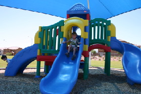 2005-07-09-Las-Vegas-03-Chance-playground.JPG