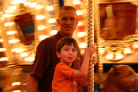 2005-07-10-Las-Vegas-14-Circus-Circus-Travis-Dax-merry-go-round.JPG