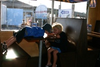2005/07(July)/Port-Aransas/Day1/2005-07-01-Port-Aransas-Dinner-1-Dax-Zen.jpg