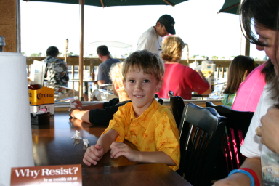 2005-07-01-Port-Aransas-Dinner-3-Chance.jpg