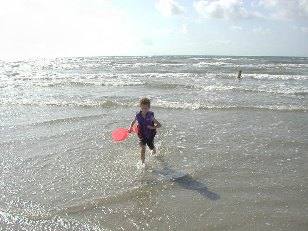 2005/07(July)/Port-Aransas/Day2/1024x768_2005-07-02-Port-Aransas-12-Chance-Dax.JPG
