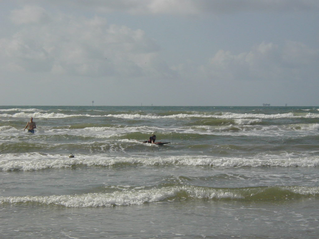 2005/07(July)/Port-Aransas/Day2/1024x768_2005-07-02-Port-Aransas-22-Travis-Chance.JPG